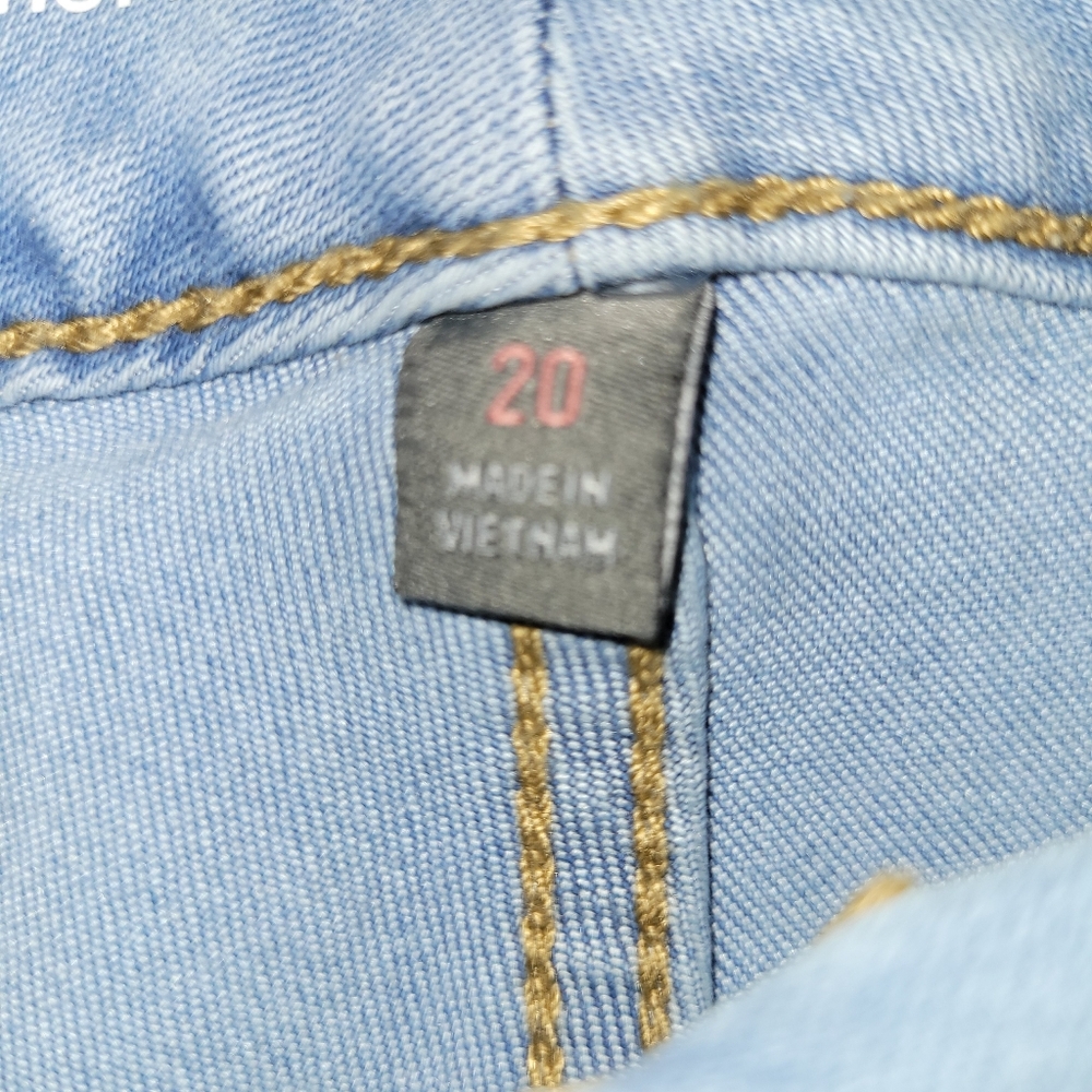 Jeans - Picture 3 of 4